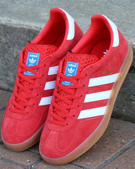 womens adidas gazelle red